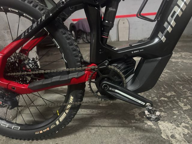 Bicicleta eléctrica Haibike Allmtn CF SE