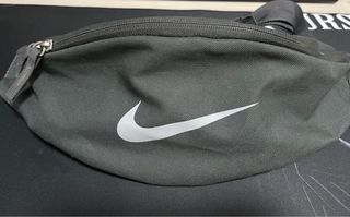 Riñonera Nike