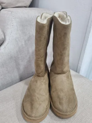 Botas tipo Ugg Beige/Marrón Sin marca