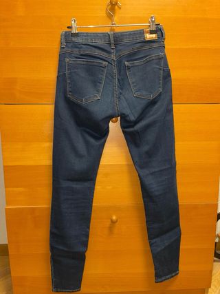 Pantalón vaquero mujer azul Bershka