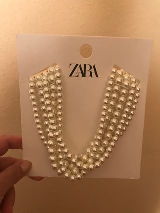 Collar choker perlas Zara