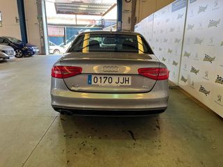 Audi A4 2.0 TDI 150CV S line edition