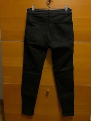 Pantalón vaquero negro mujer con raya lateral