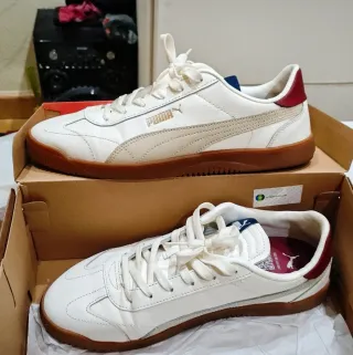 Zapatillas Puma Blancas y Rojas Talla 43