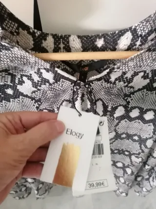 Blusa Elogy Estampado Serpiente