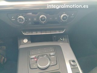 Audi Q5 30 TDI 5d 