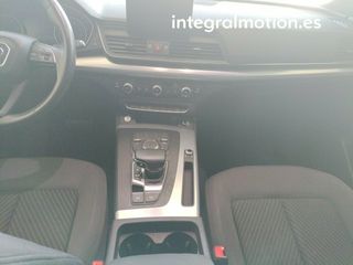 Audi Q5 30 TDI 5d 