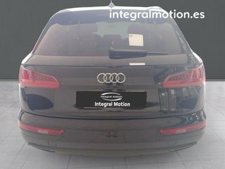 Audi Q5 30 TDI 5d 