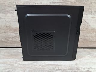 Carcasa mATX Innobo Mercier