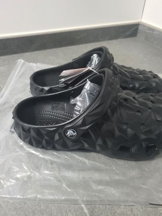 Zuecos Crocs Negros Talla 38/39
