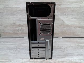 Carcasa ATX OEM con Lector de tarjetas