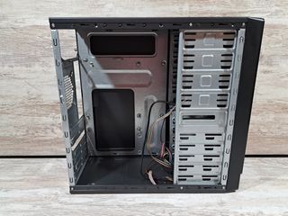 Carcasa ATX OEM con Lector de tarjetas