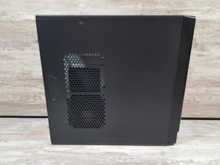 Carcasa ATX OEM con Lector de tarjetas