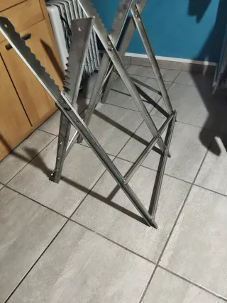 Caballete para cortar leña plegable