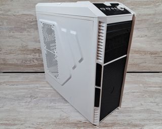 Carcasa ATX AeroCool XPREDATOR X1