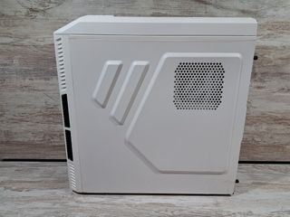 Carcasa ATX AeroCool XPREDATOR X1