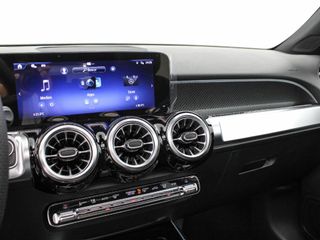 MERCEDES GLB 200D