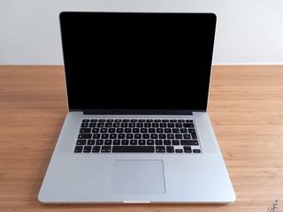 MacBook Pro Retina 15 i7 2,5Ghz,16GB RAM,SSD 512GB
