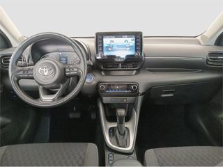 TOYOTA Yaris 5 Puertas Active Tech 120H Automático (e-CVT)