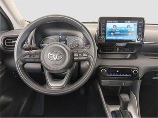 TOYOTA Yaris 5 Puertas Active Tech 120H Automático (e-CVT)