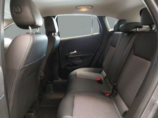 Mercedes GLA 180 d Business 