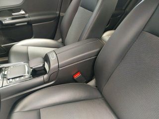 Mercedes GLA 180 d Business 