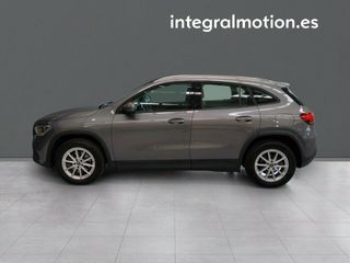 Mercedes GLA 180 d Business 