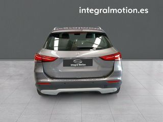 Mercedes GLA 180 d Business 