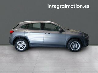 Mercedes GLA 180 d Business 