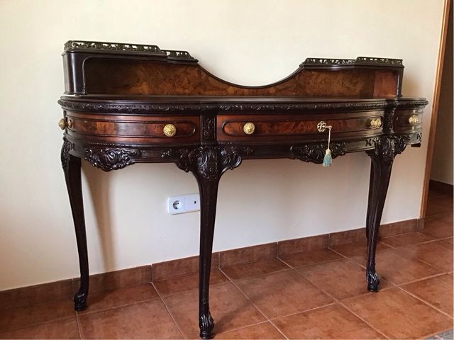 Mesa consola antigua madera tallada con espejo