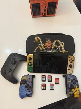 Nintendo Switch OLED con Mando Pro y Splits Pad
