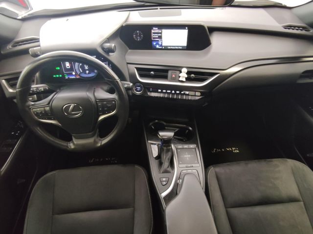 LEXUS UX 2.0 250h Business Navigation