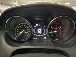 JAGUAR E-Pace 2.0D 110kW S