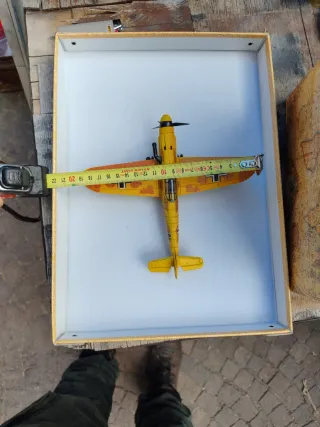 Modellino Aereo Militare Giallo