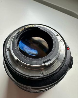Canon EF 50mm f/1.2L USM