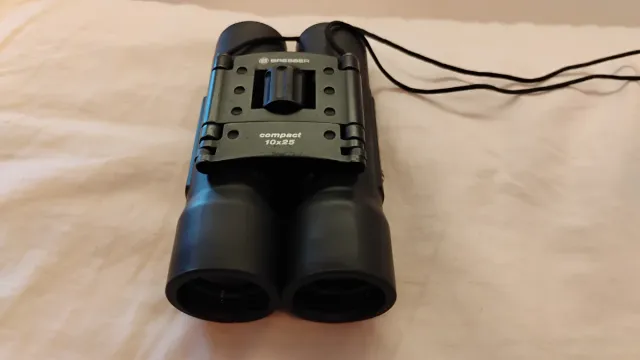 Prismáticos Bresser 10x25 Compact