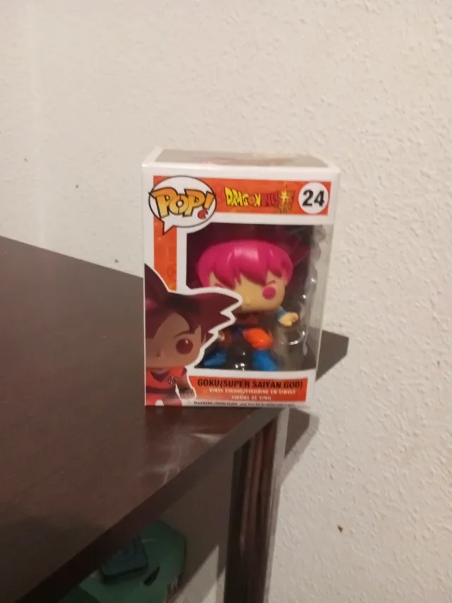 Funko Pop Dragon Ball Goku Super Saiyan God 24