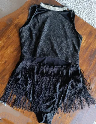 Body negro con flecos y pedrería XL