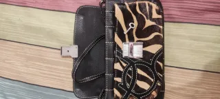 Bolso Piel Negro y Print. Purificación Garcia