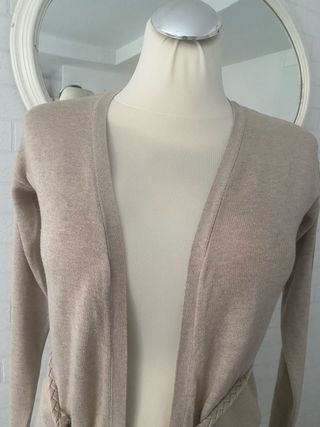 Cárdigan largo Bershka beige Talla S