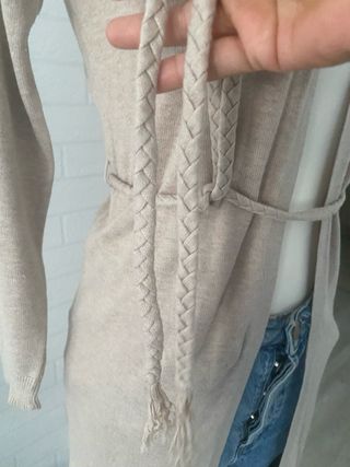 Cárdigan largo Bershka beige Talla S