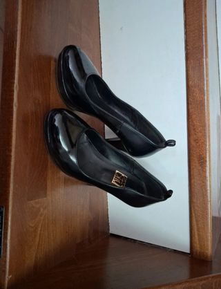 Scarpe décolleté in pelle lucida