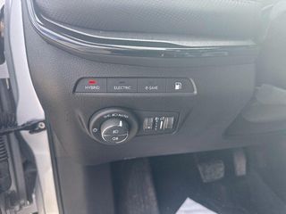 Jeep Compass 4xe 1.3 PHEV 240cv AT AWD Trailhawk