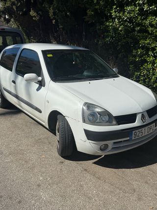 Renault Clio 2005