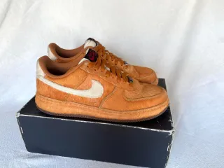 Nike Air Force 1 
Low Halloween Savage Best
