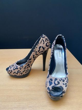 Zapatos de tacón Blanco leopardo