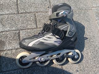 Patines en línea con casco y protecciones
