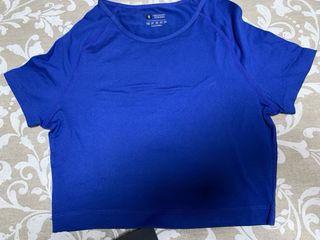 Conjunto deportivo: camiseta y pantalón