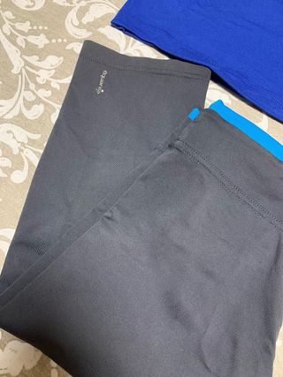 Conjunto deportivo: camiseta y pantalón