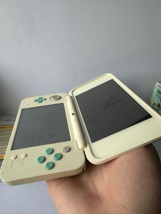 New Nintendo 2DS XL Animal Crossing